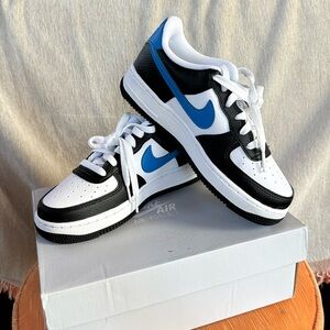NEW in the Box Nike Air Force 1 GS Sz 4Y